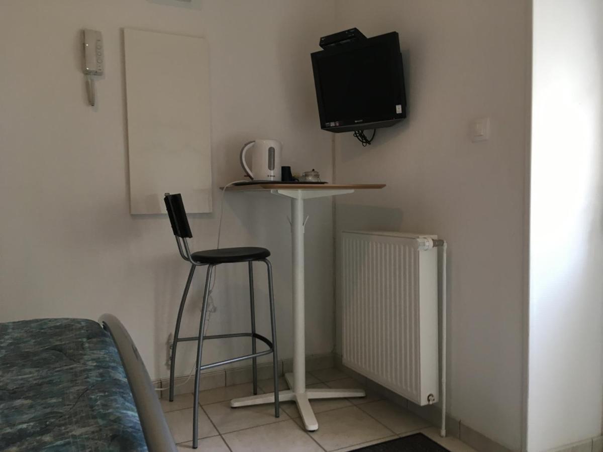 Chambre Du Verger Francheville  Eksteriør billede